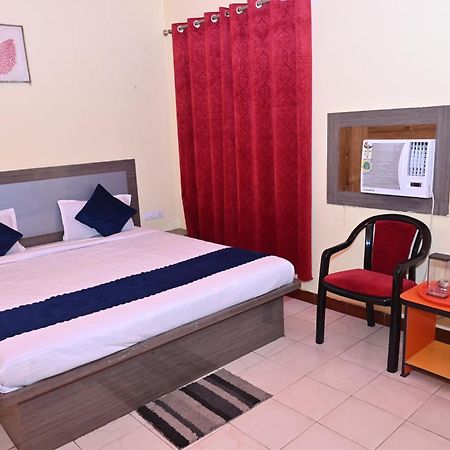Hotel The Finch Пури Экстерьер фото