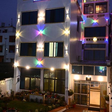 Hotel The Finch Пури Экстерьер фото
