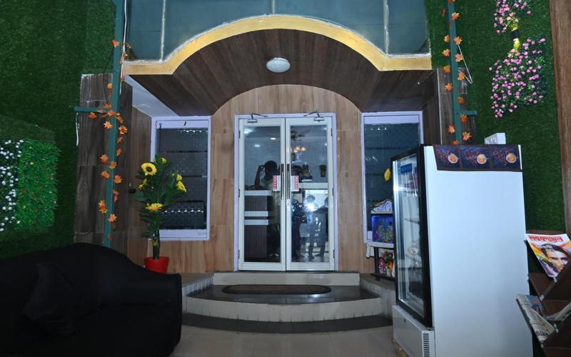 Hotel The Finch Пури Экстерьер фото